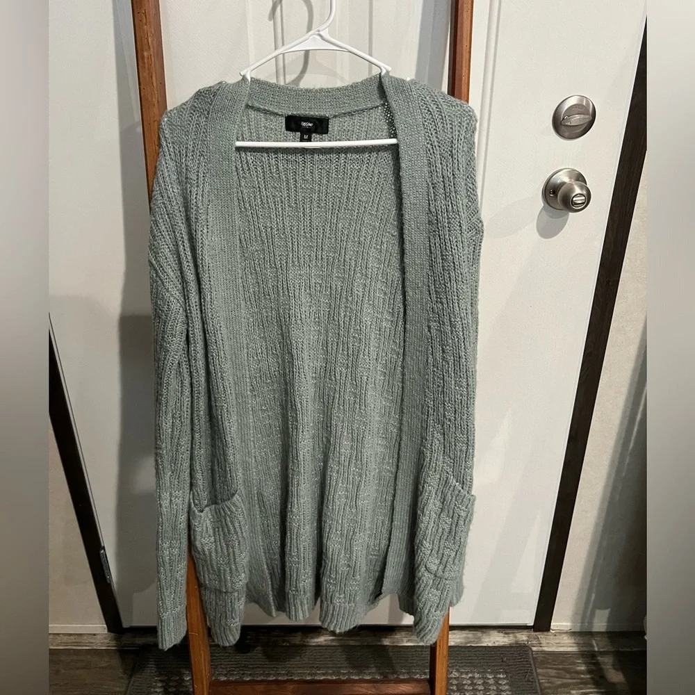 Open front sweater - Picture 1 of 3